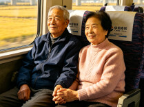 好消息！从今天起60岁以上老人可享这项优惠！