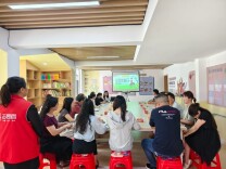 携手助残与爱同行 华月湖社区让关爱从不缺席