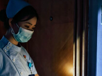 一句话夜班守护语录｜㉑夜间每一刻的守护，都带着温暖安心的光