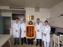 96岁老人骨折卧床两个月，医生精准施治，一周重启步履！
