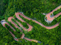 Aizhai Mountain Road Takes on a New Look