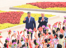 时政微纪录丨中美元首会晤：跨越大洋的握手