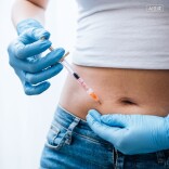 90多斤的姑娘网购“替尔泊肽”，打三针后进了急诊；记者调查：新规施行首日，减重针仍可轻松网购
