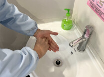 护士工位定格照｜㊾一双手  守一份安康