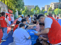 签约有实感、服务有温度——长沙白鹤咀社区家庭医生日义诊获居民点赞