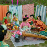 艺评｜谭惠文：松弛与庄重同行——当代汉服的自洽