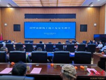 “周三课堂”干货满满！汨罗市住建局为一线工人系牢“安全带”与“权益带”