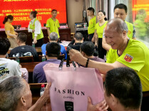 组图丨“致敬奋斗微光”关爱残疾网约车司机公益活动举行
