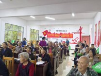 冷水滩区伊塘镇茶花村举办老年人健康知识专题讲座