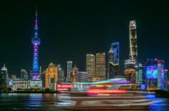 楼宇的使命：陆家嘴有写字楼 “变身” 酒店，双向奔赴恰逢其时