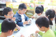 “5·20”中国学生营养日 守护“舌尖上的成长”