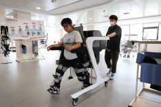北京西城引入48种残障人士科技辅具，有冬残奥会同款机器人