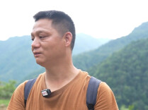 双亲失联，石门兄弟二人坚守救灾一线