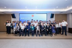乌兹别克斯坦安格连市来长抛出“橄榄枝”，70余湘企组团“闯”中亚