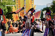 “舜德之光，花耀九嶷”花车巡游暨文化踩街活动在宁远举行