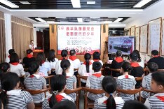 长沙市芙蓉区与吐鲁番市高昌区开展青少年交往“云端连线”