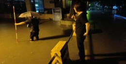 一夜三次涨水，社区“跑赢”险情守护平安