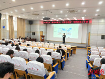 南华大学举办毕业生读书达人经验分享会