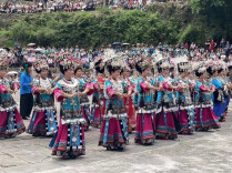 Suining Miao Siyueba Girls' Festival Kicks off