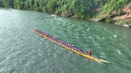 逆流冲滩！广州“土豪村”龙舟队成功挑战麻阳乌洞滩