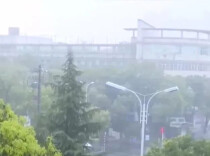 为何今年暴雨来得又早又猛？专家解读
