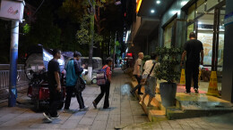 龙山提前转移群众 守牢防汛安全线