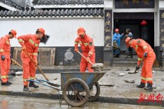合力清淤 重建家园