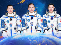 海报｜踏星归！神舟二十一号航天员乘组今晚回家
