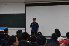 精准赋能校园“守夜人”！望城消防走进高校开展全员实操化消防实训演练