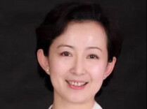 “中戏最美教师”刘红梅去世，她还是中国音乐剧教育的燃灯者