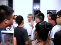 “中国这么大一个国家，怎么能没有自己的CPU呢？”