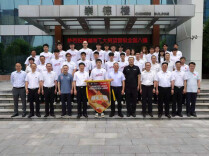 连续两年挺进全国八强！湖南工大男篮凯旋 曹慧泉出席座谈会