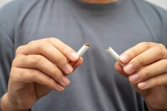 长期抽烟的人突然戒烟，身体会发生什么变化？