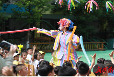洪江市幼儿园举行庆“六一”儿童节趣味活动
