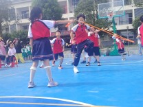 龙山县第二小学开展节日慰问联谊志愿服务活动