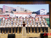 郴州市苏仙中学：歌声嘹亮颂祖国 青春筑梦向未来
