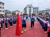 吉首市第二小学：缤纷“六一”乐满园