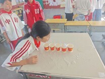 安化县清塘铺镇鱼水学校：游园闯关享童趣