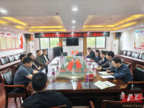 平江县数据局：送证入企零距离，高效服务优营商