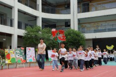 龙山县第一幼儿园：食趣伴夏日，童趣庆六一