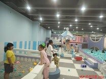 六一遇童趣 乐园人气旺