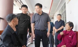 石门：李长春调研督导受灾群众过渡期安置工作