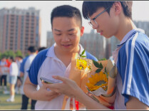  青春永冲锋 永州四中1600余名学子毕业启航
