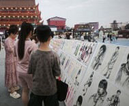 霓裳织梦展风华 匠心启航向未来——安乡县职业中专学校服装原创作品展演圆满举办