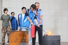 衡南县五中举行紧急疏散及消防演练