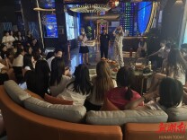 筑牢经营性场所安全防线，望城消防开展沉浸式消防培训演练