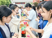 德润少年行 心护成长路——汨罗新市学校“多彩德育”实践活动纪实
