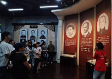 长理学子赴毛泽东与第一师范纪念馆开展主题党日活动