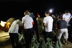 以练筑防 夜间砺兵！湘江新区开展夜间防汛应急实战演练