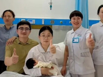 生娃“免单” 临澧首例“零自付”产妇出院